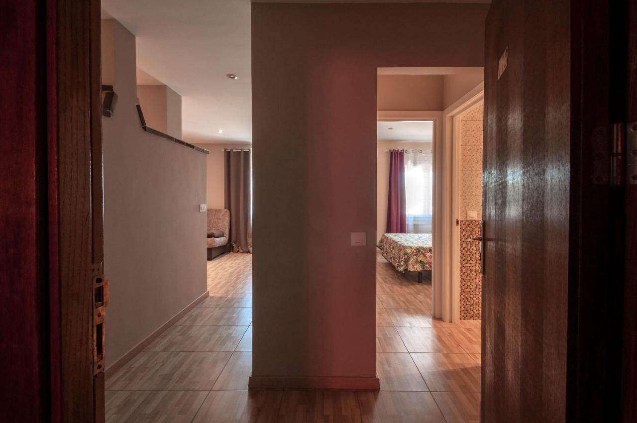 Hotel Silvia Empuriabrava Exteriör bild