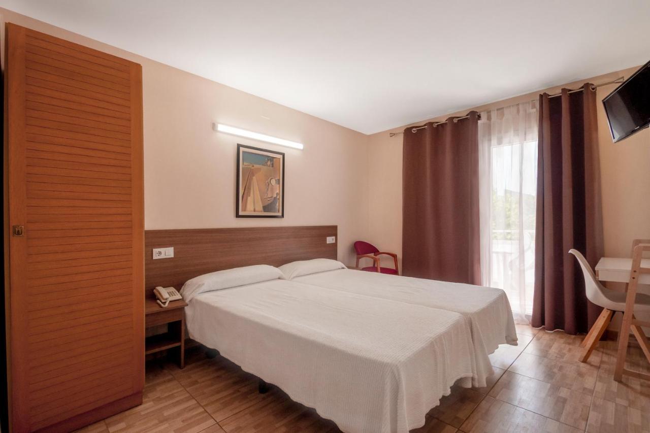 Hotel Silvia Empuriabrava Exteriör bild