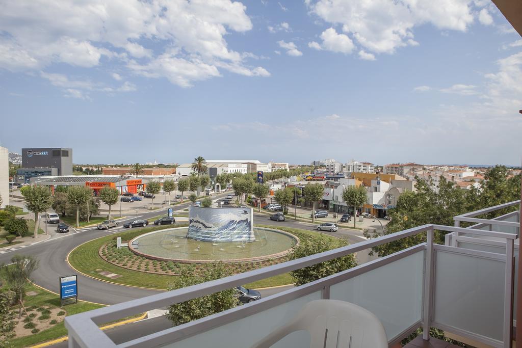 Hotel Silvia Empuriabrava Exteriör bild
